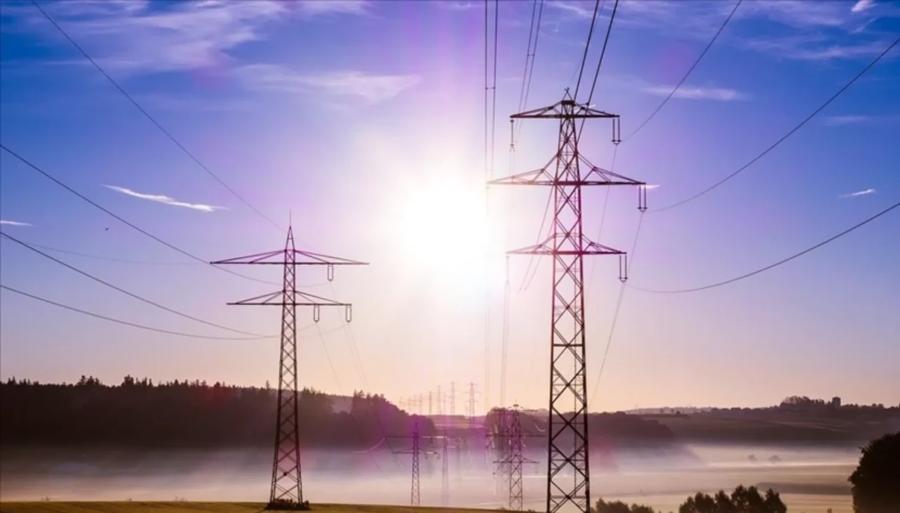 Afet sonrası elektrik altyapısında yeni dönem: TASİP resmi planda