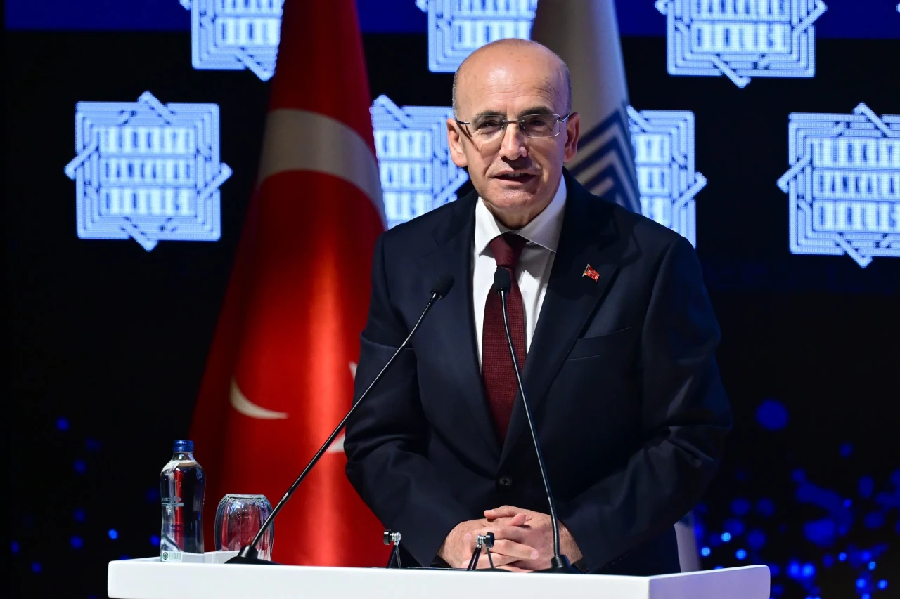 Mehmet Şimşek, resmi temaslar için   Lefkoşa’ya gitti