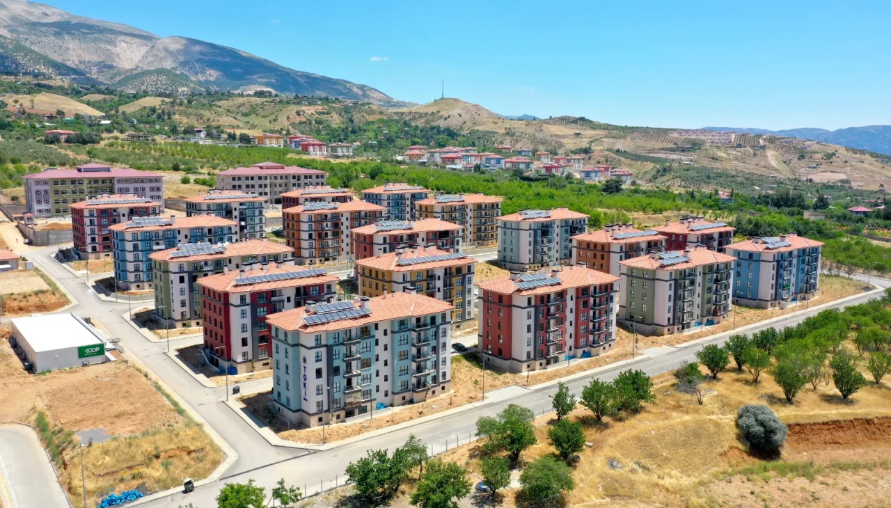 Kahramanmaraş'ta depremzedeler Kurban Bayramı'nı yeni evlerinde kutluyor