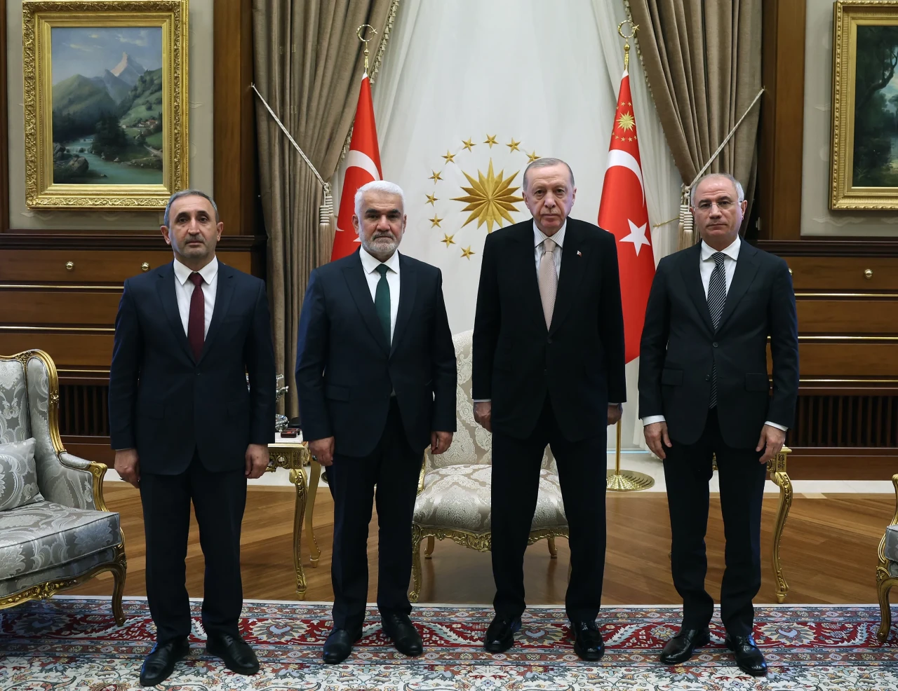 Cumhurbaşkanı Erdoğan, HÜDA PAR Lideri Yapıcıoğlu ile görüştü
