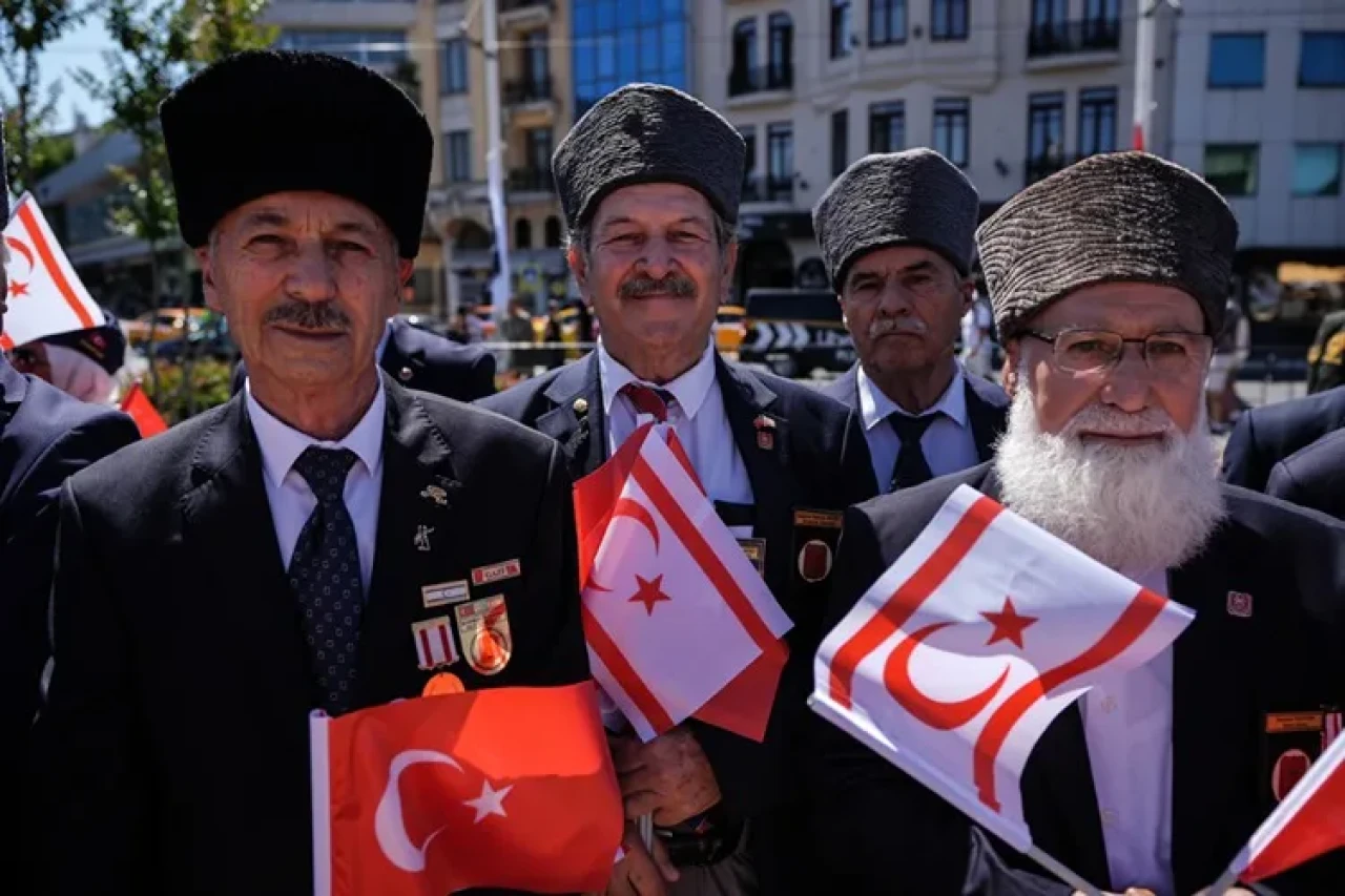 Kıbrıs Barış Harekâtı’nın 51. yılı İstanbul’da törenle kutlandı