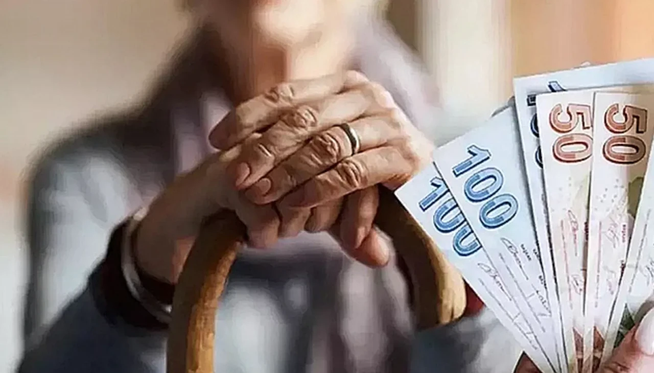 Evde bakım yardımı ödemeleri hesaplara aktarıldı