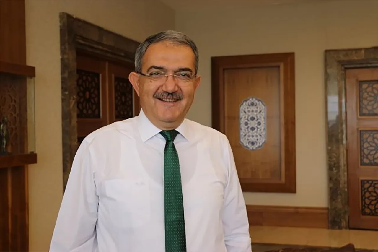 Selçuk Üniversitesi eski Rektörü Prof. Dr. Mustafa Şahin'e yeni görev