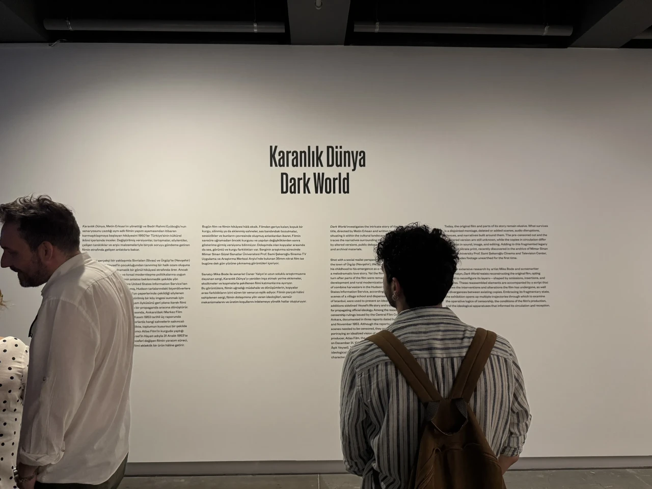 "Karanlık Dünya" sergisi açıldı: 1953 yapımı film kültürel bağlamıyla inceleniyor