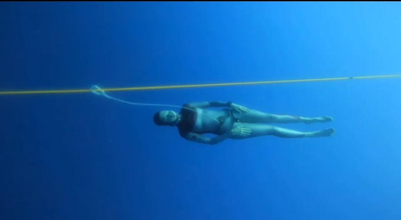 Birgül Erken, serbest dalışta 38 metre ile yeni Türkiye rekoru kırdı