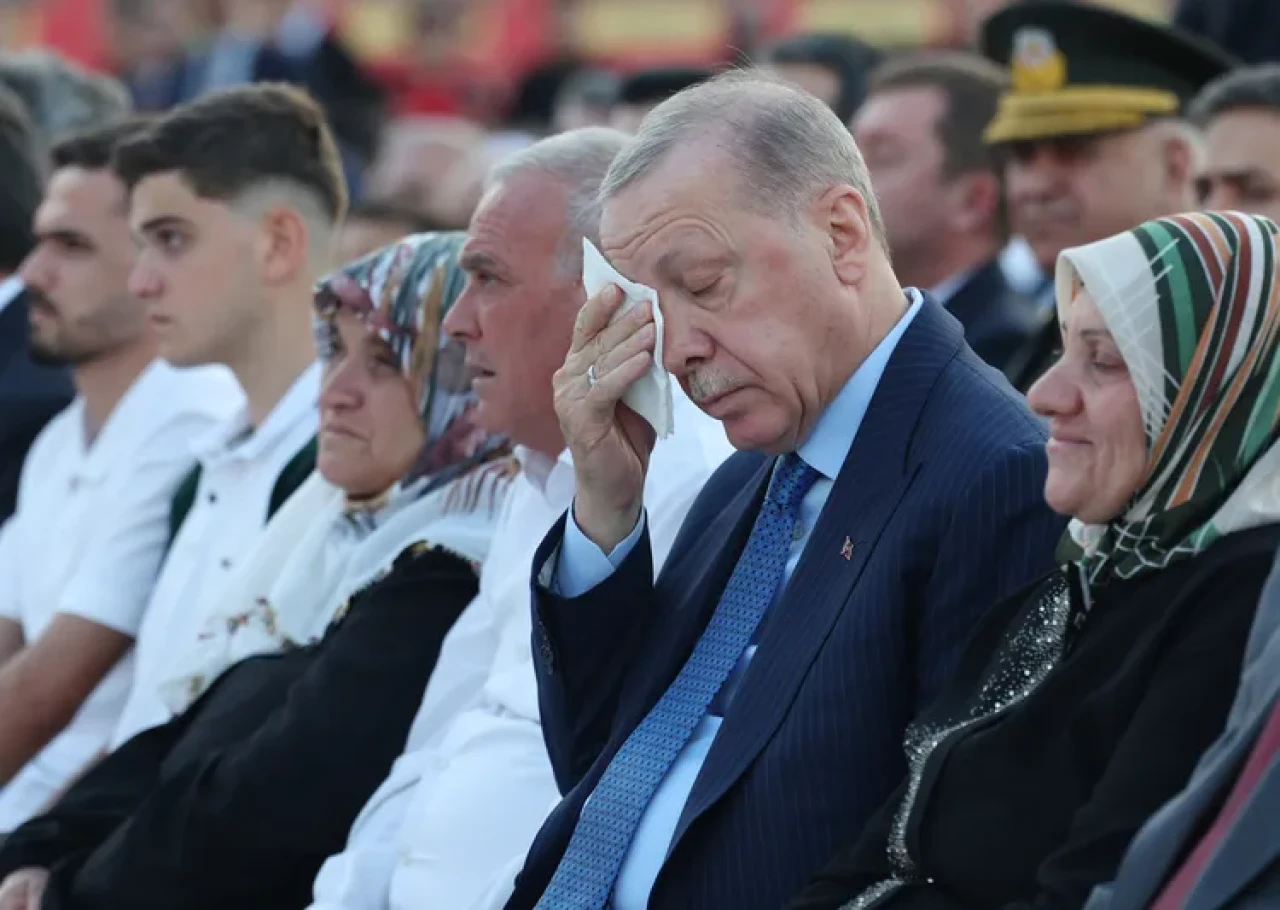Erdoğan: FETÖ'cü alçaklar sonsuza dek lanetle anılacak