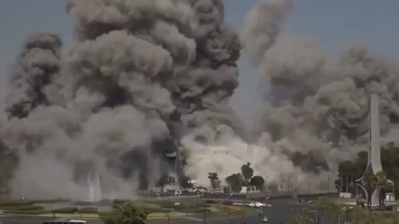 İsrail'in Şam'daki Genelkurmay Başkanlığı'na yeni bir hava saldırısı düzenledi