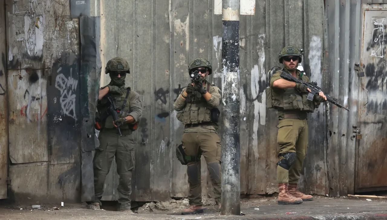 İsrail ordusundan Nablus'a büyük baskın: 18 bin 500 Filistinli gözaltında