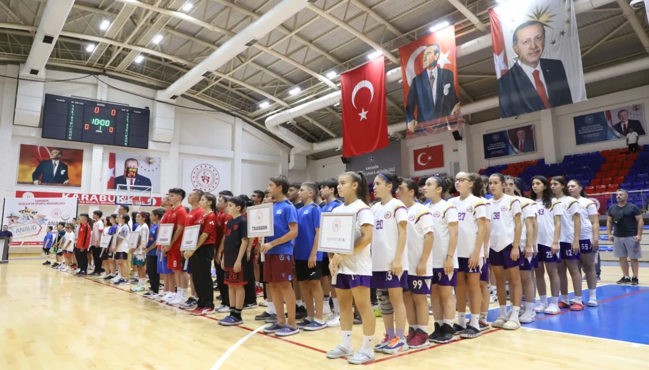 Karabük'te ANALİG Basketbol Yarı Final Müsabakaları başladı