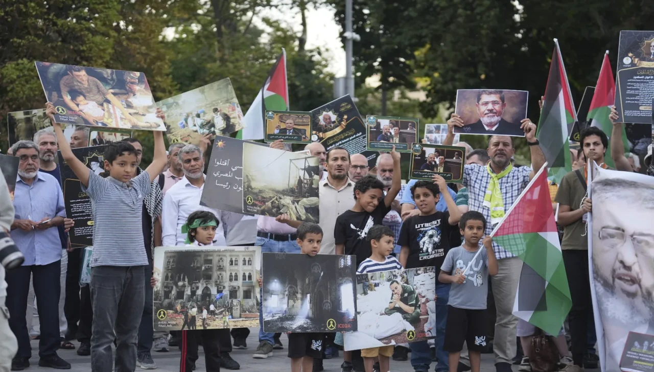 İstanbul'da Rabia Katliamı'nın 12. Yıldönümü Anma Etkinliği