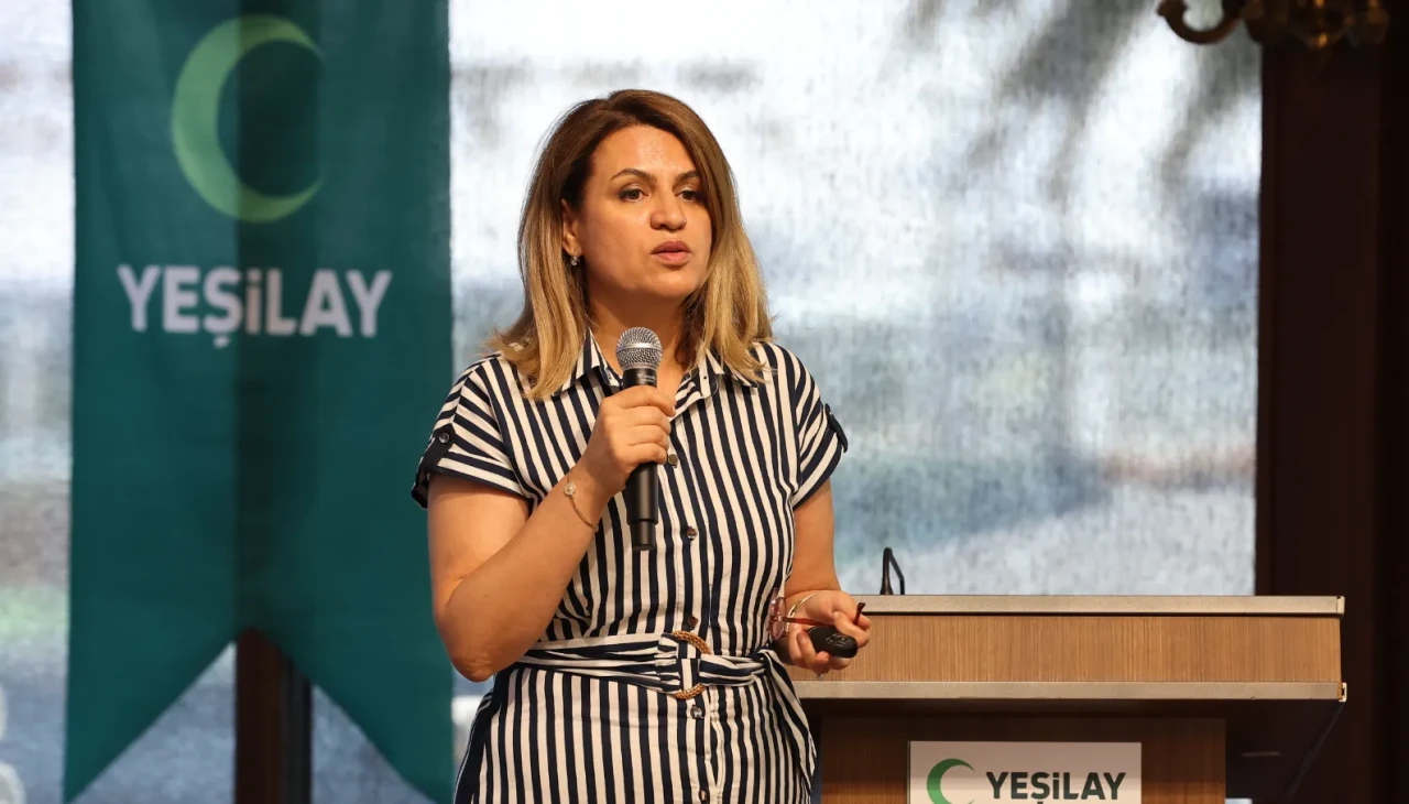 İlaçların Kötüye Kullanımıyla Mücadele İçin İlk Adım: Yeşilay Çalıştayı Gerçekleştirildi
