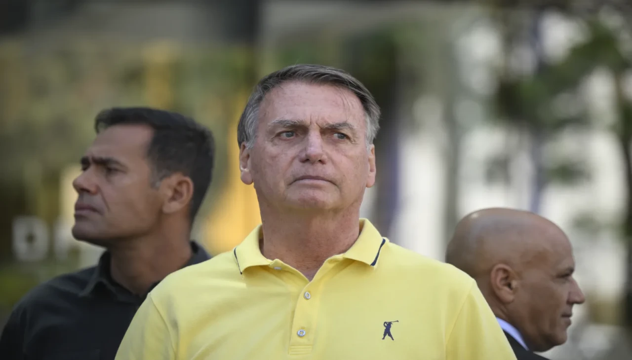 Bolsonaro'nun sağlık kontrolleri sonrası ev hapsi yeniden başladı