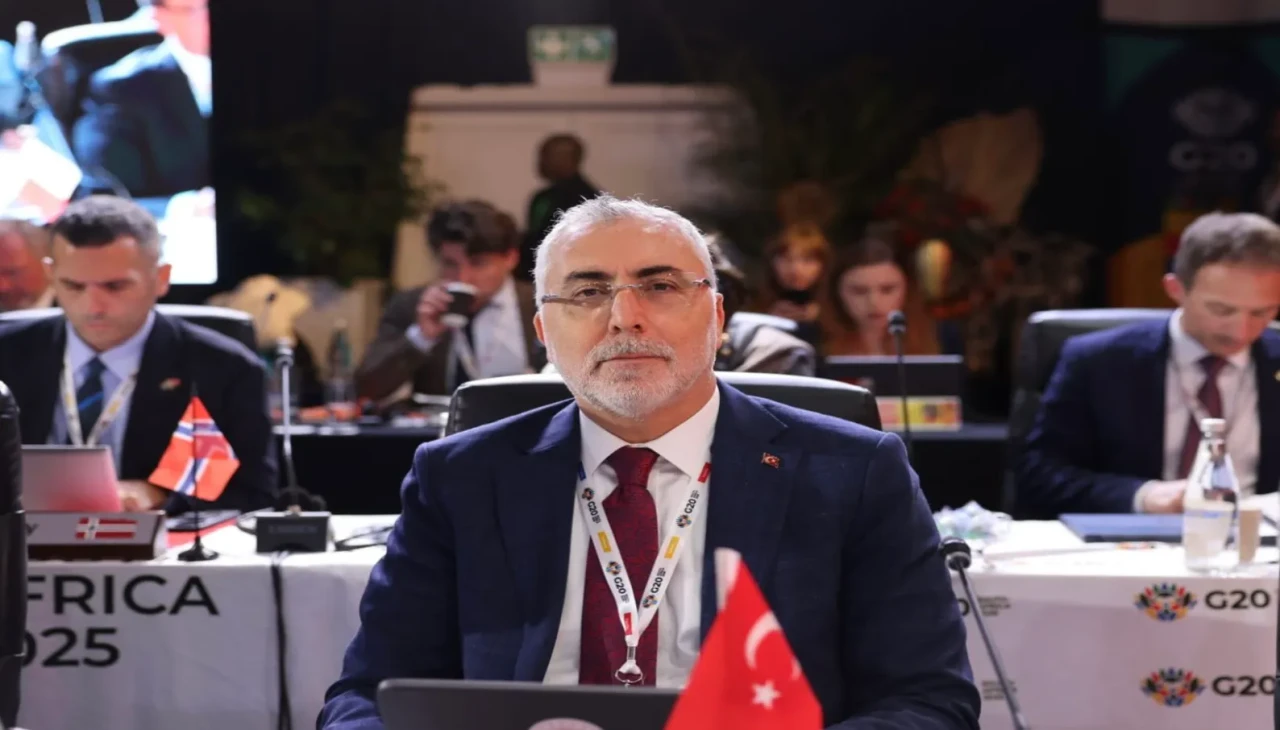 Bakan Işıkhan: “Kadınların ekonomik ve sosyal haklarını geliştirmeye devam edeceğiz”