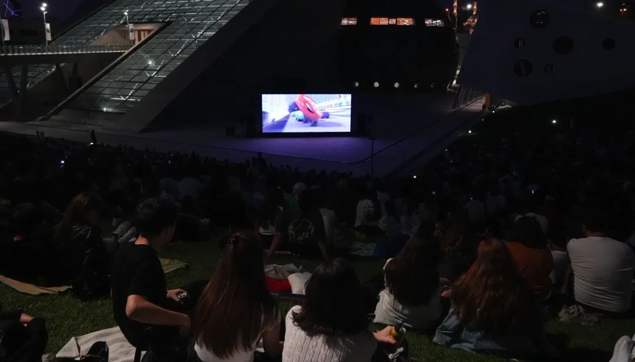 Ankara'da açık hava sineması keyfi devam ediyor