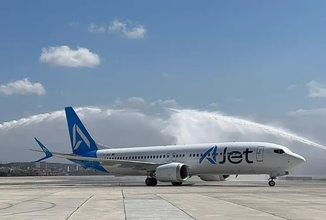 AJet, filosuna ilk Boeing 737-8 MAX'ı ekleyerek havacılıkta yeni bir döneme mi giriyor?