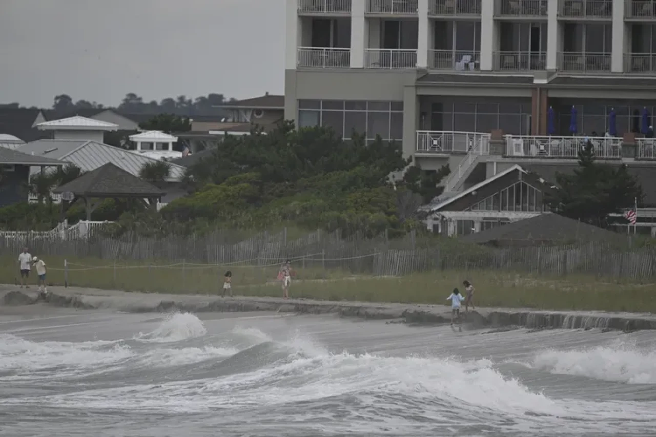 Erin kasırgasının ABD'de büyük yıkıma sebep olacağı tahmin ediliyor