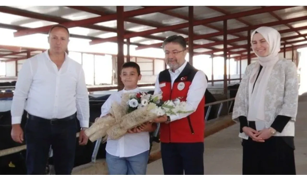 Bakan Yumaklı: “Güçlü besi güçlü üretim projesi ile her yıl 8 milyar lira ülkemizde kalacak”