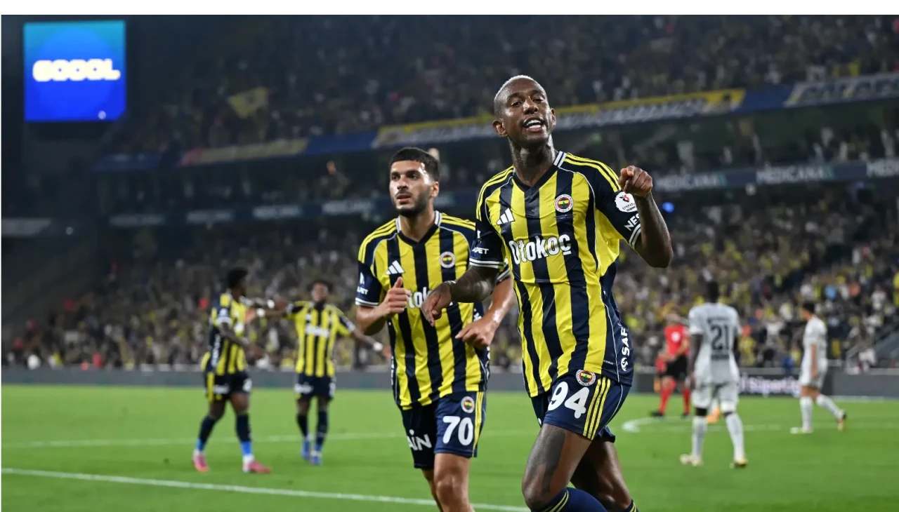 Fenerbahçe, Kocaelispor'u 3-1 yenerek sezonun ilk galibiyetini aldı