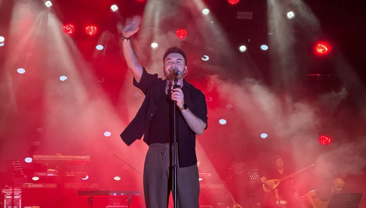 Kahramanmaraş Fuarı'nda Mustafa Ceceli konseri