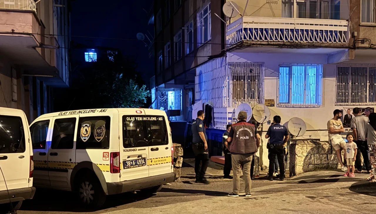 Kocasinan'da eski eşinden bıçaklanarak ağır yaralanan kadın hastaneye kaldırıldı