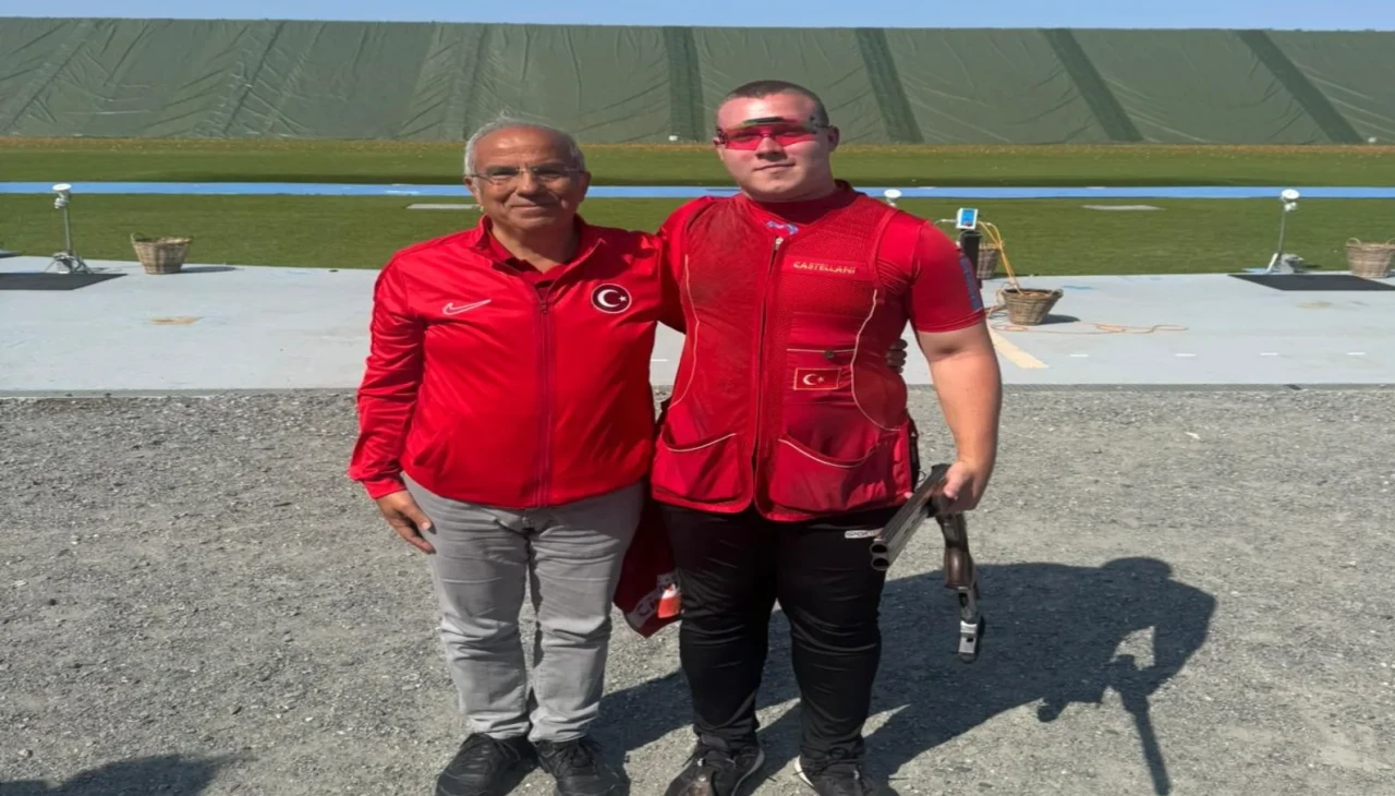 Milli sporcu Hüseyin Efe Özmen'den Avrupa Şampiyonası'nda altın madalya