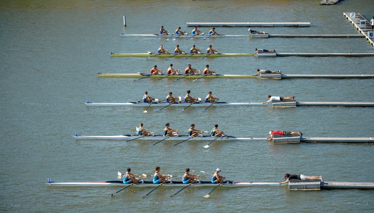 Edirne'de Gençler Türkiye Kürek Şampiyonası'nın kazananları belli oldu