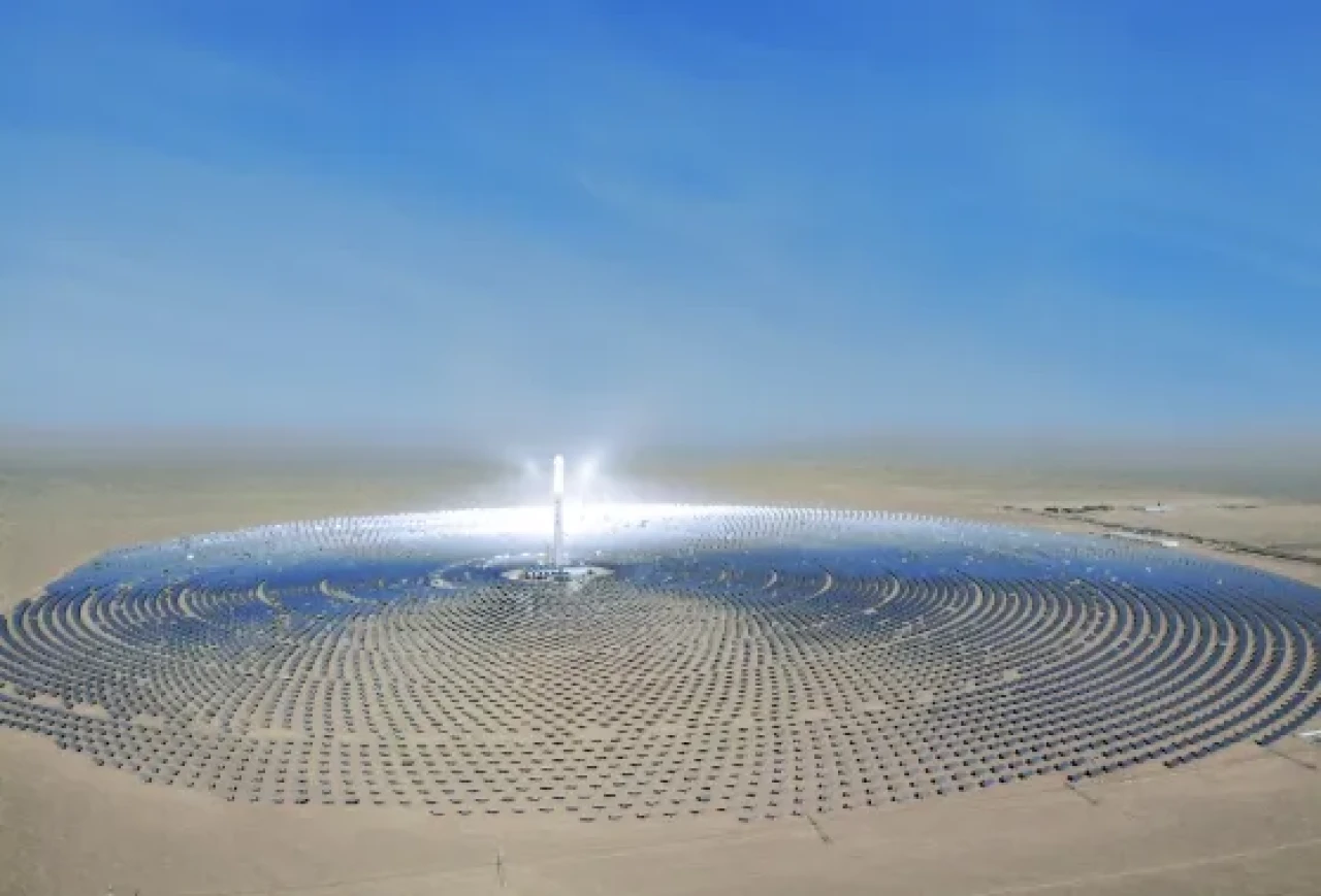 Gobi çölündeki dev solar santrali Çin'in enerji yatırımlarındaki boyutunu gösteriyor