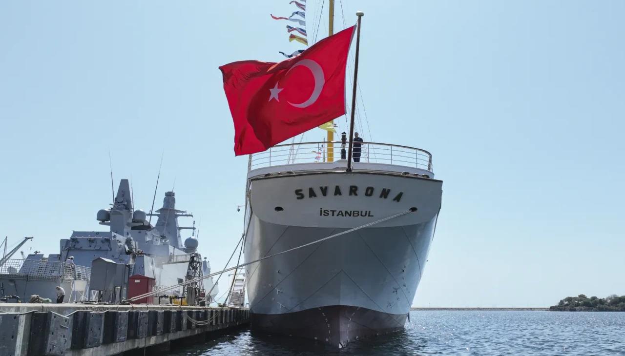 Atatürk'ün Savarona'sı 24 Ağustos'ta İstanbul Boğazı'nda halkı selamlayacak