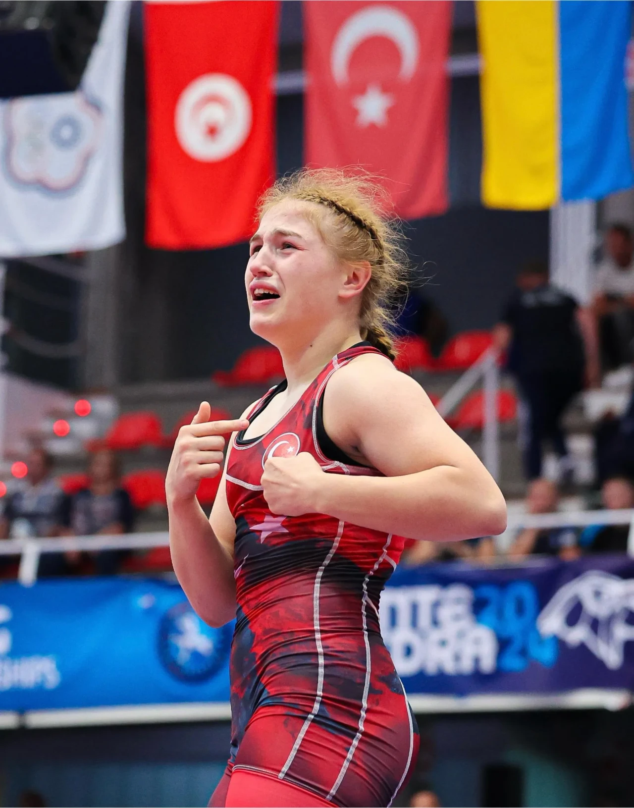 Milli Güreşçi Beyza Nur Akkuş Dünya Şampiyonası'nda Bronz Madalya ile tarih yazdı