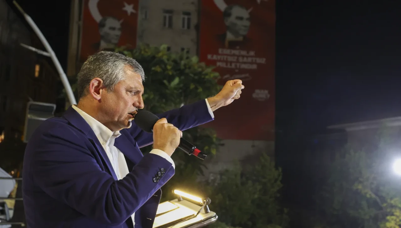 Özgür Özel: "AK Parti'nin Kara Düzeni Yıkılacak, Filistin İçin Meclis'i Topluyoruz"