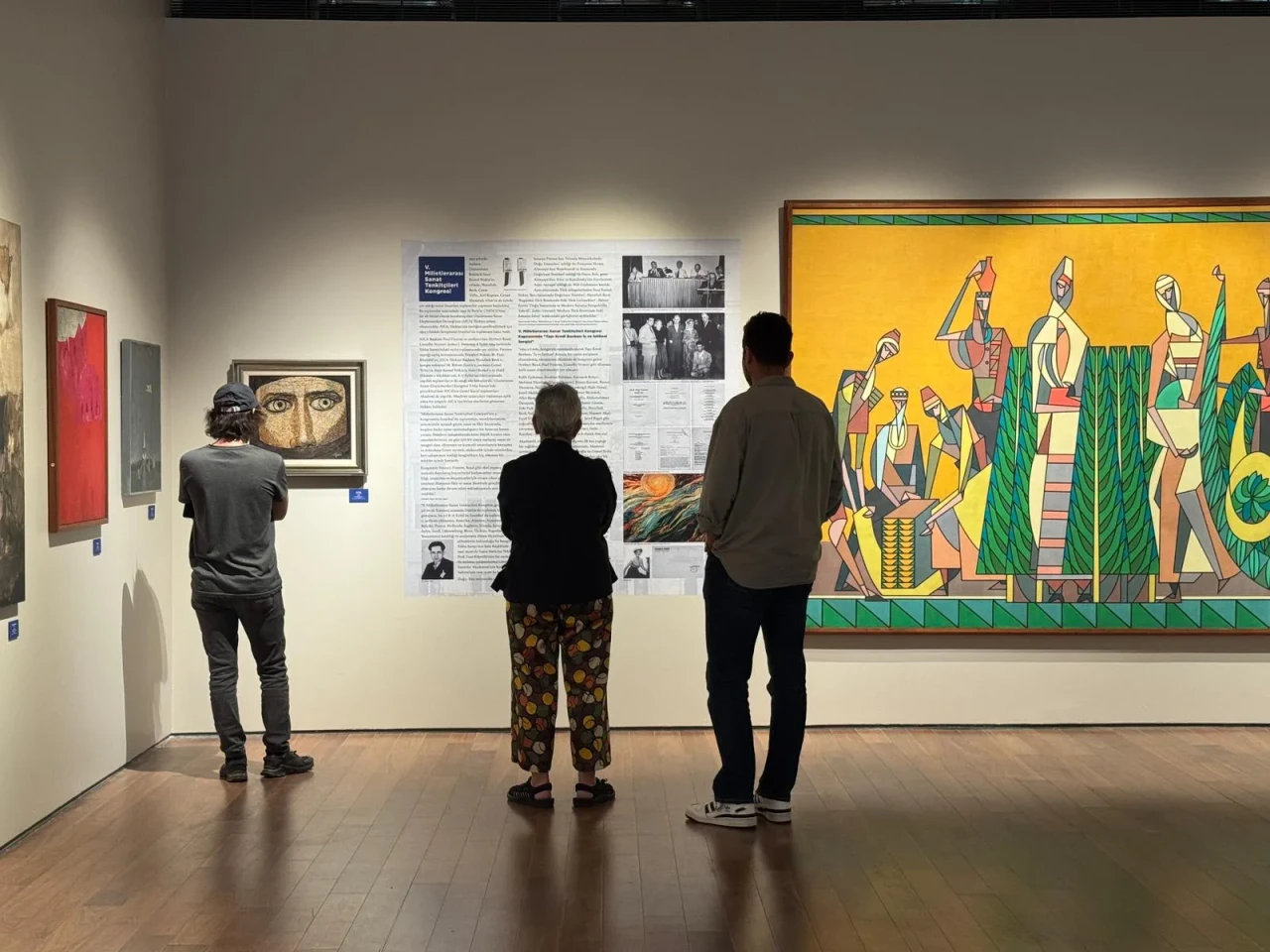 Mimar Sinan Güzel Sanatlar Üniversitesi'nin tarihine ışık tutan sergi açıldı