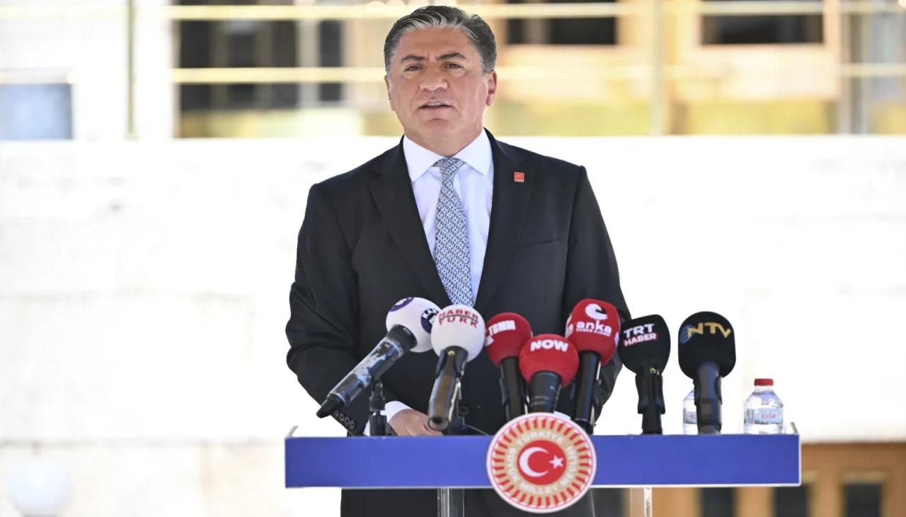 CHP'li Emir'den TBMM'de flaş açıklamalar: "Terörsüz Türkiye'de oyun oynanıyor!"