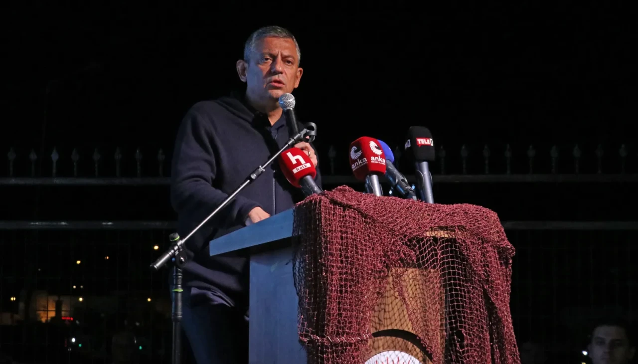 CHP Genel Başkanı Özgür Özel Sinop'ta balıkçılık sektörünün sorunlarına dikkat çekti