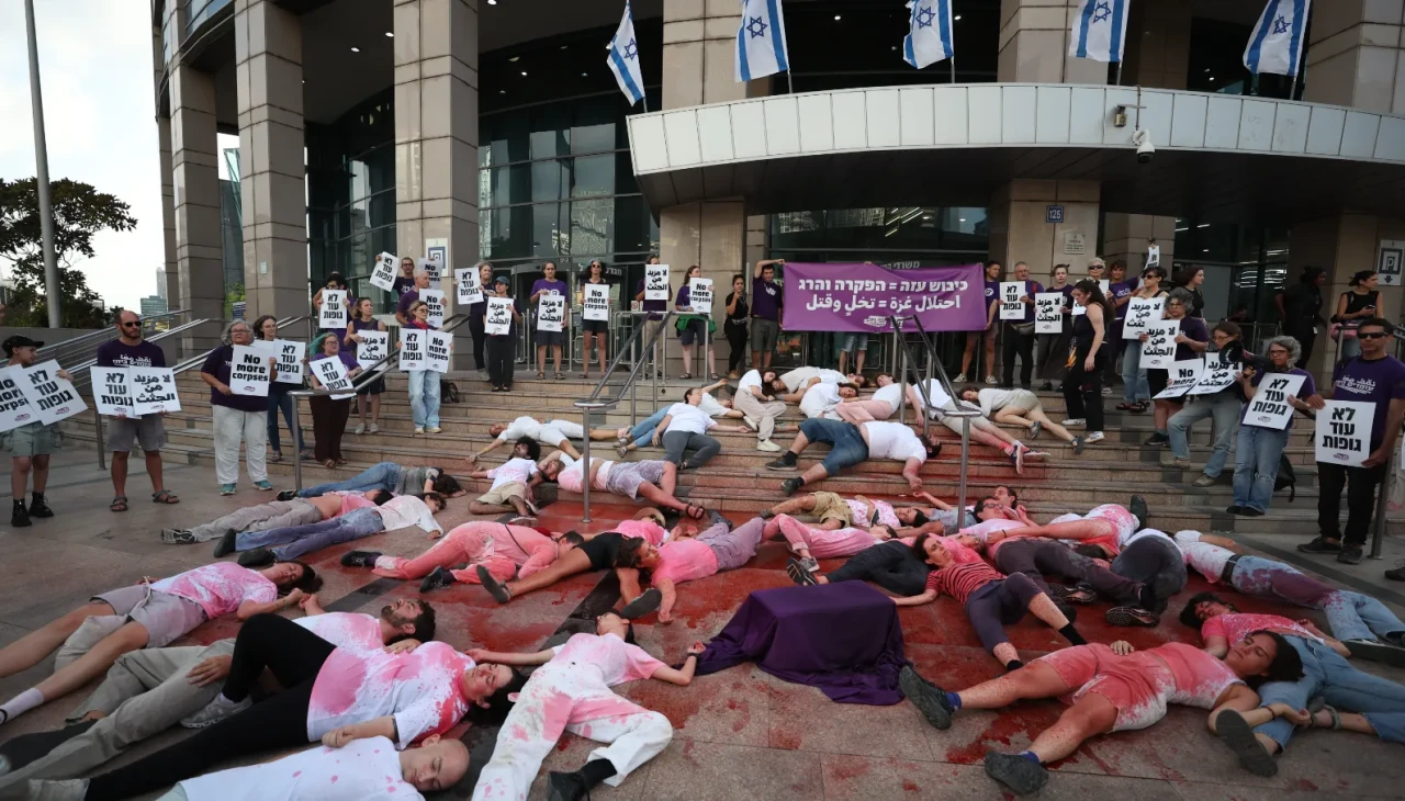 Tel Aviv'de barış için eylem: Daha fazla ölüm olmasın çağrısı