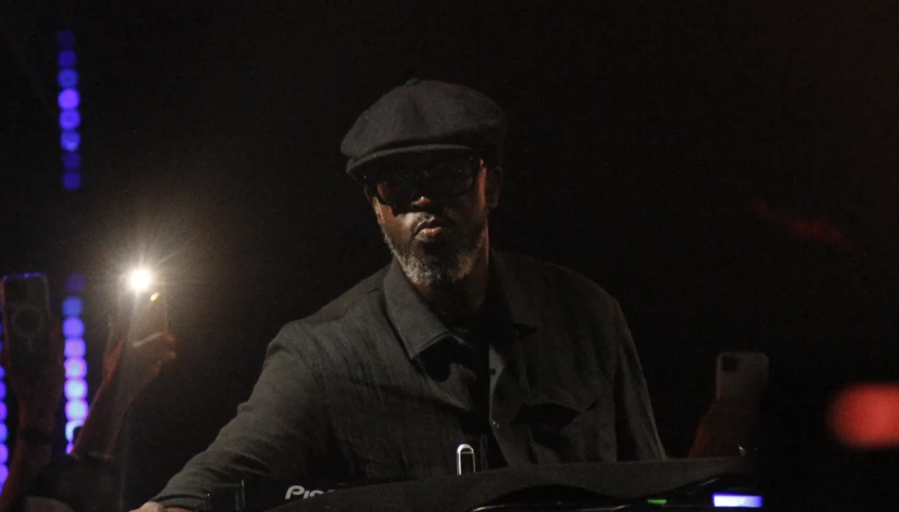 Grammy ödüllü Black Coffee Antalya'da unutulmaz bir performansa imza attı