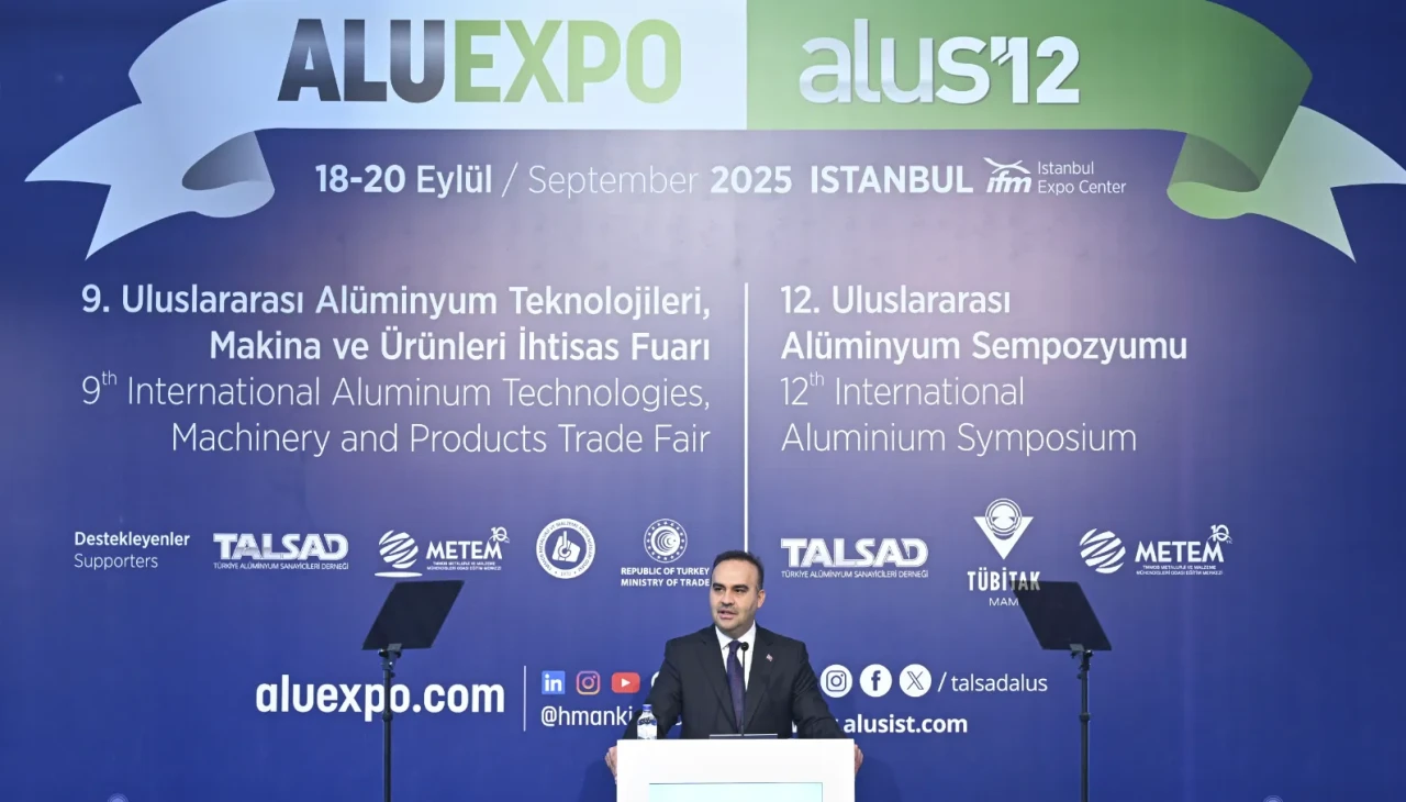 Bakan Kacır: Türkiye alüminyum sektöründe küresel rekabette öne çıkıyor