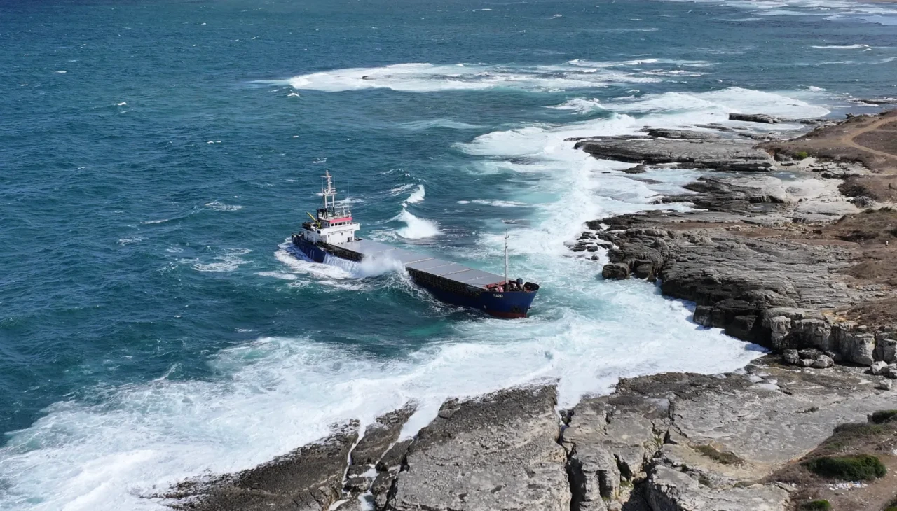 Hava muhalefetiyle sürüklenen RAPID gemisi tahliye edildi
