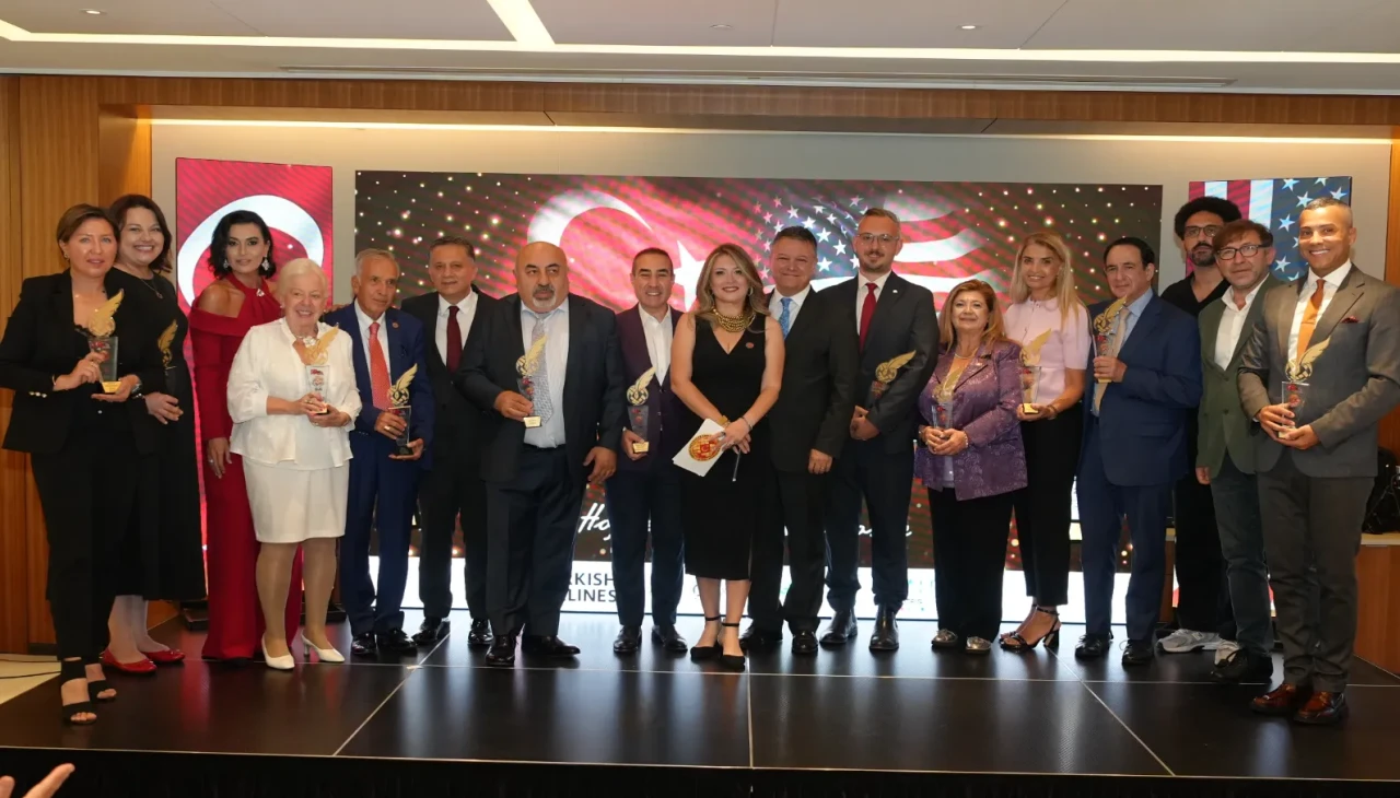 KGK New York'ta Medya Dostluk Ödüllerini sahiplerini buldu