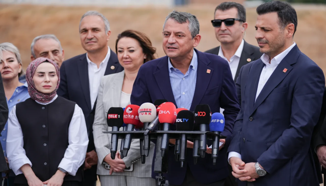 CHP Lideri Özel İmamoğlu davasını takip etti ve gündemi değerlendirdi