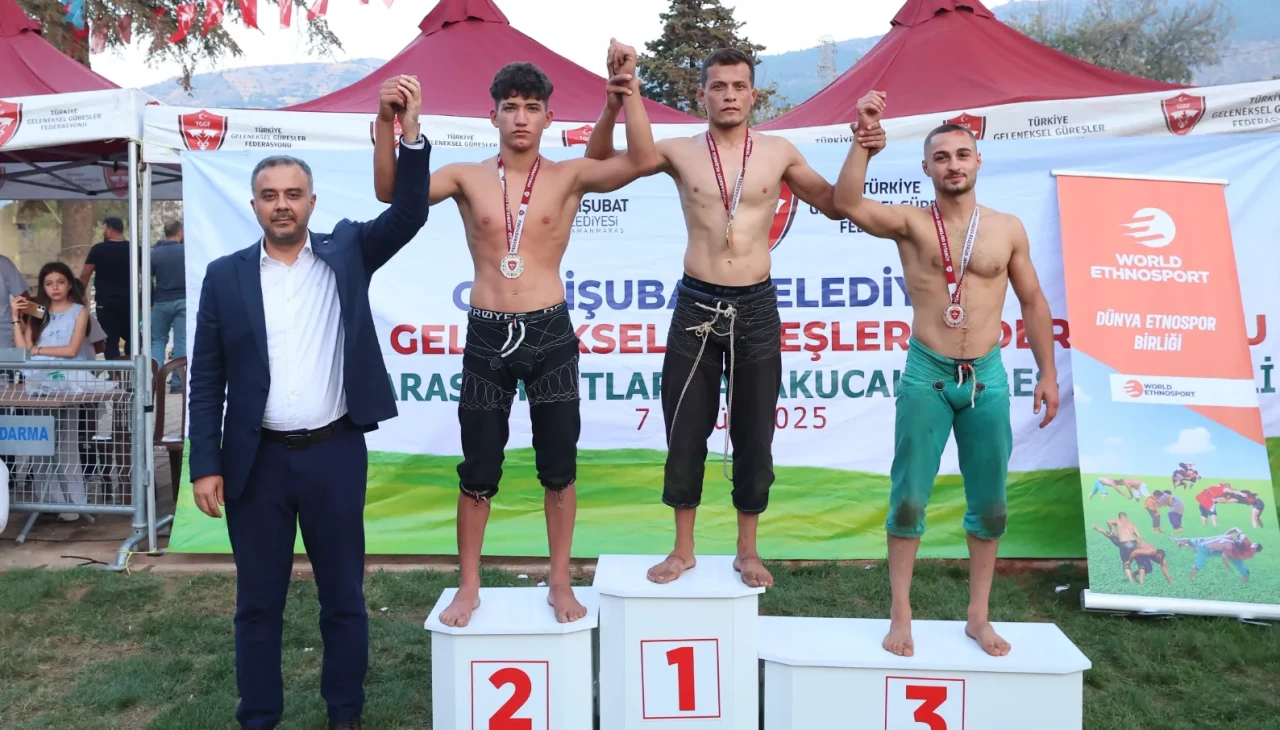Kahramanmaraş'ta Uluslararası Hartlap Karakucak Güreş Festivali'nde Mustafa Nejedi Başpehlivan oldu