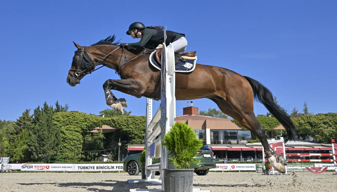 Binicilik Cumhurbaşkanlığı Kupası Ankara'da başladı