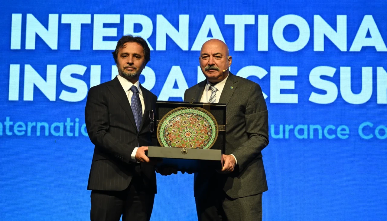 4. Uluslararası Sigorta Zirvesi başladı: Dijitalleşme ve emeklilik gündemde