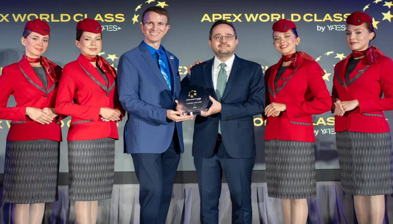 Türk Hava Yolları 5. kez APEX World Class Ödülü ile global havacılığın yıldızı oldu