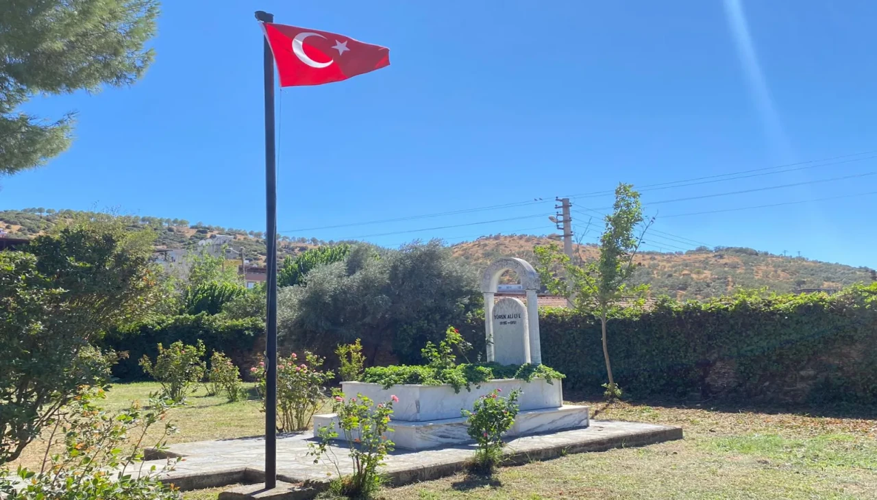 Kurtuluş Savaşı'nın Sembol İsimlerinden Yörük Ali Efe, Vefatının 74. yılında anılıyor