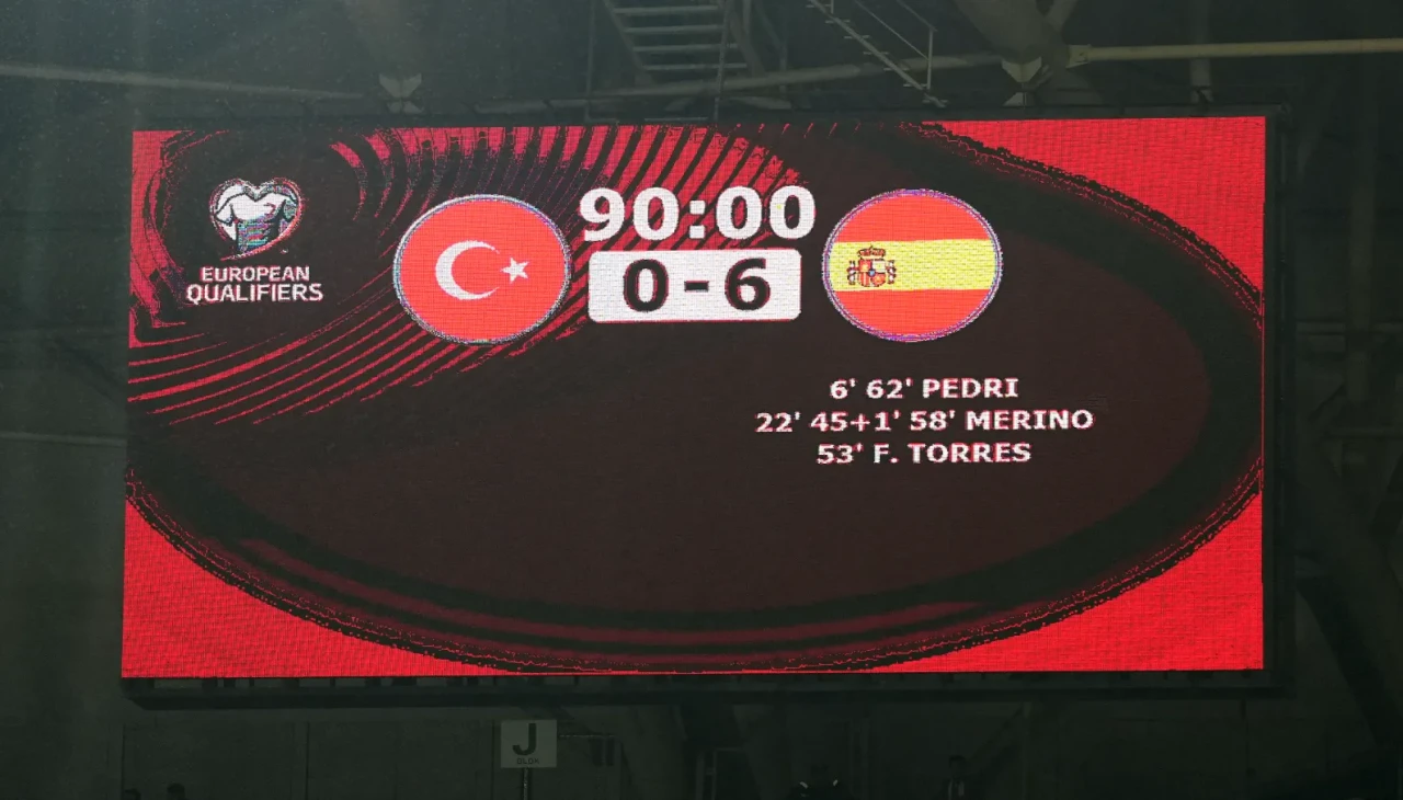 İspanyol Teknik Direktör De la Fuente: Türkiye'ye saygı duyuyoruz, kesin yargılara varmamak gerek