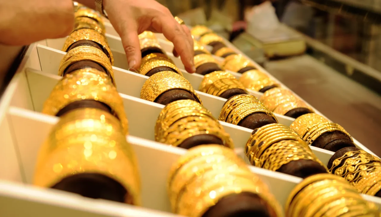 Gram altın fiyatları haftaya rekorla başladı 5 bin 100 lira