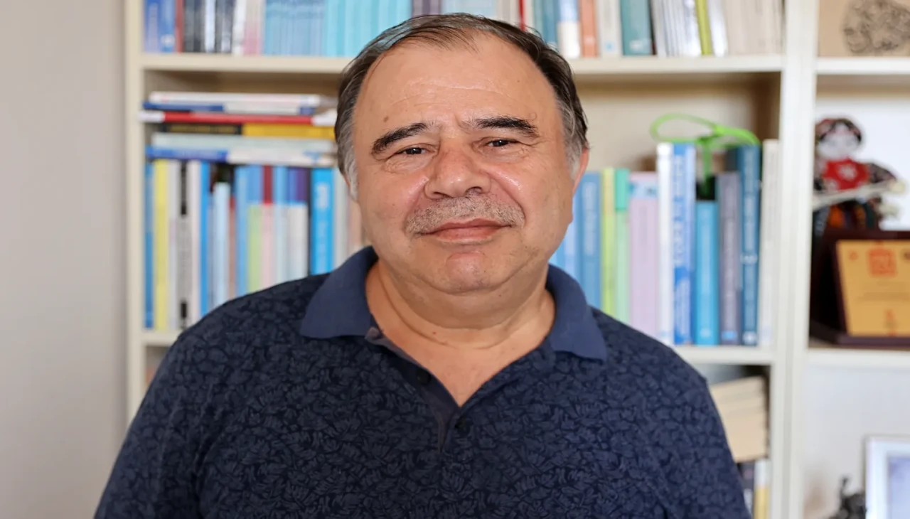 Erken Yaşta Telefon Kullanımı Çocukların Gelişimini Olumsuz Etkiliyor