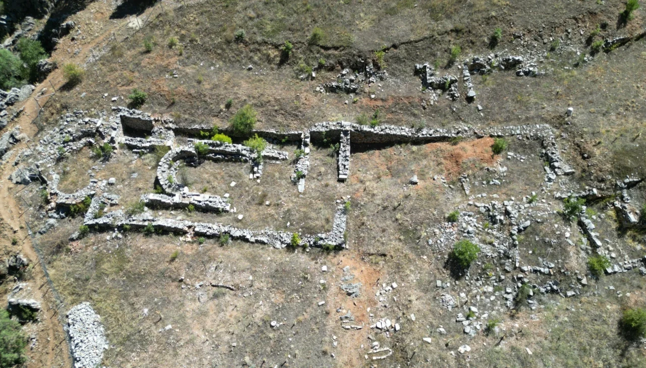 Isparta'daki tarihi manastır Bizans Döneminin sırlarını gün yüzüne çıkarıyor