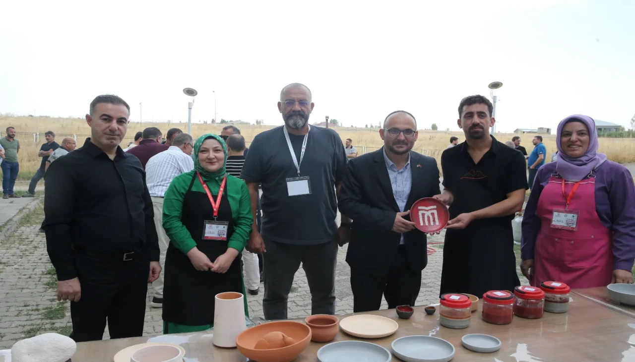 Muş’ta Seramik Raku Pişirimi Çalıştayı başladı