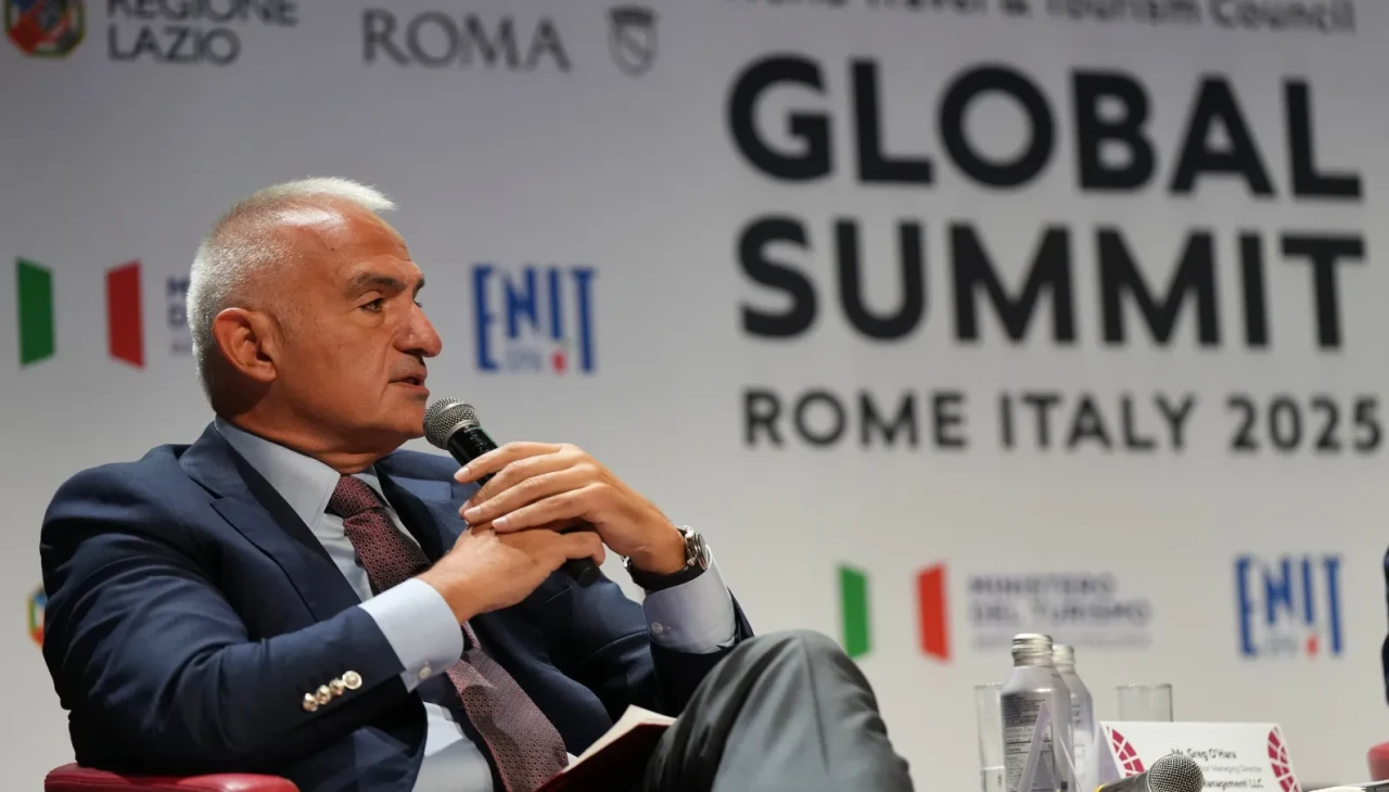 Bakan Ersoy, gece müzeciliği ile Türkiye'nin turizm vizyonunu paylaştı